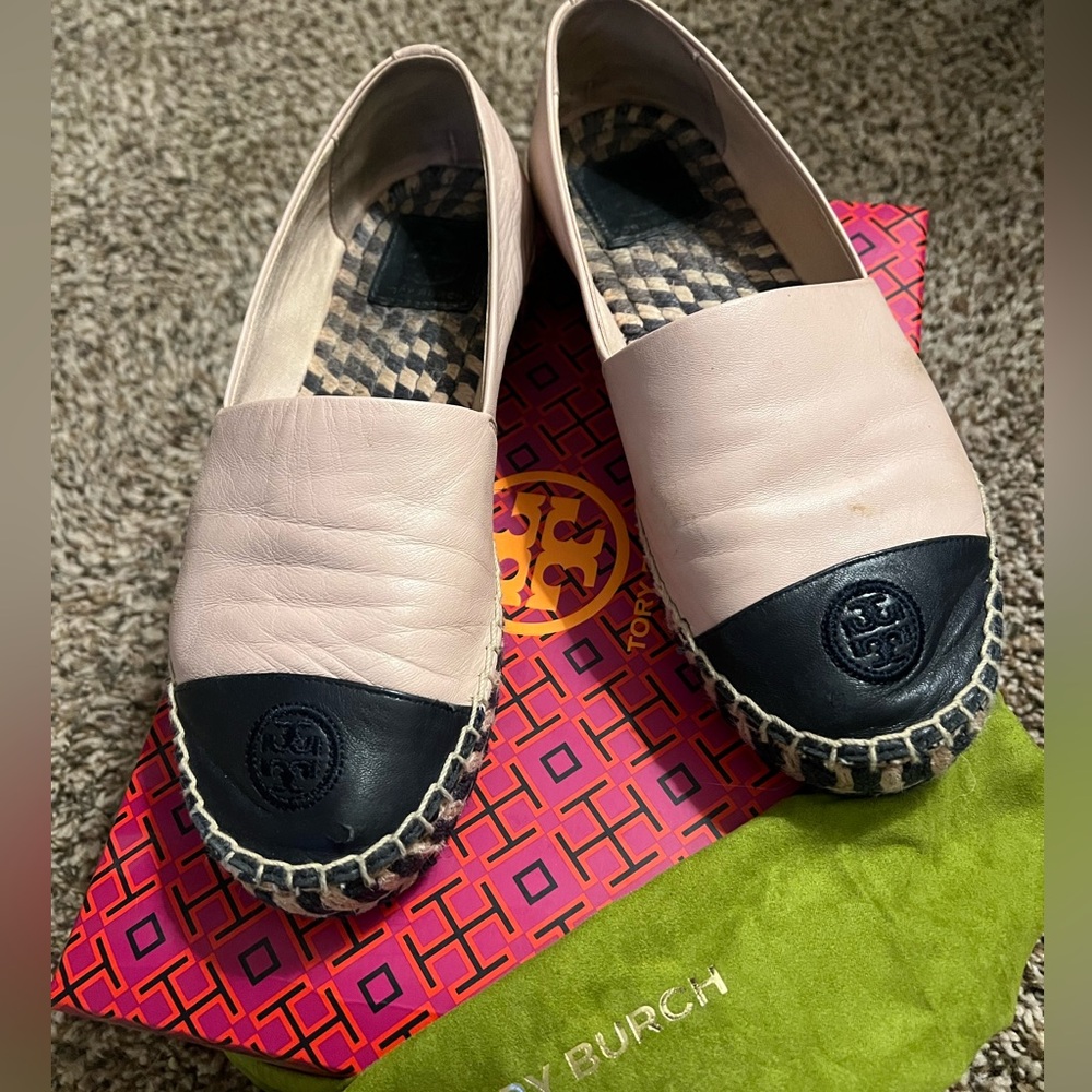 Tory Burch light pink color block with dark blue cap toe platform espadrilles